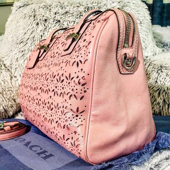 GUC - COACH LASER CUT TAYLOR SATCHEL & FLORAL PERFORATED ACCRD ZIP WALLET - Picture 4 of 16